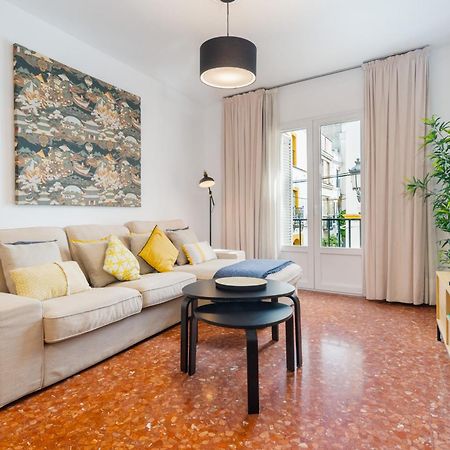 Mara Arenal Sevilla Luaran gambar