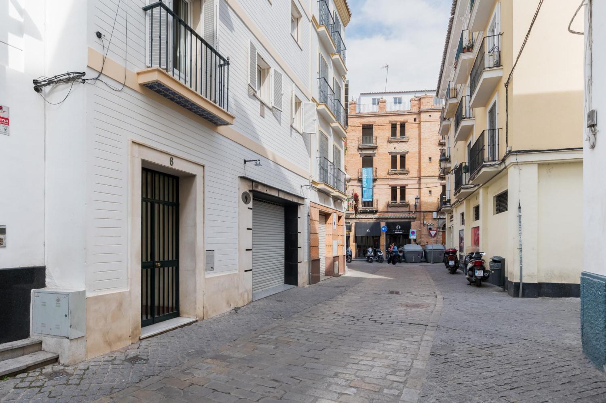 Mara Arenal Sevilla Luaran gambar
